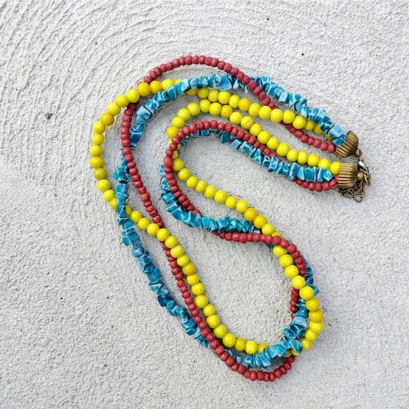 NWOT Multi-layer Beaded Stone Boho Necklace - Picture 2 of 5